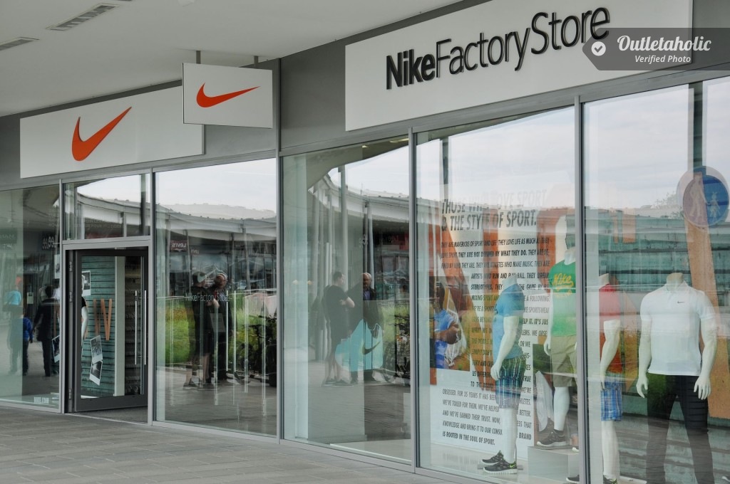 Photos of Nike Factory Store, Fashion Arena Outlet Center — Hlavní ...