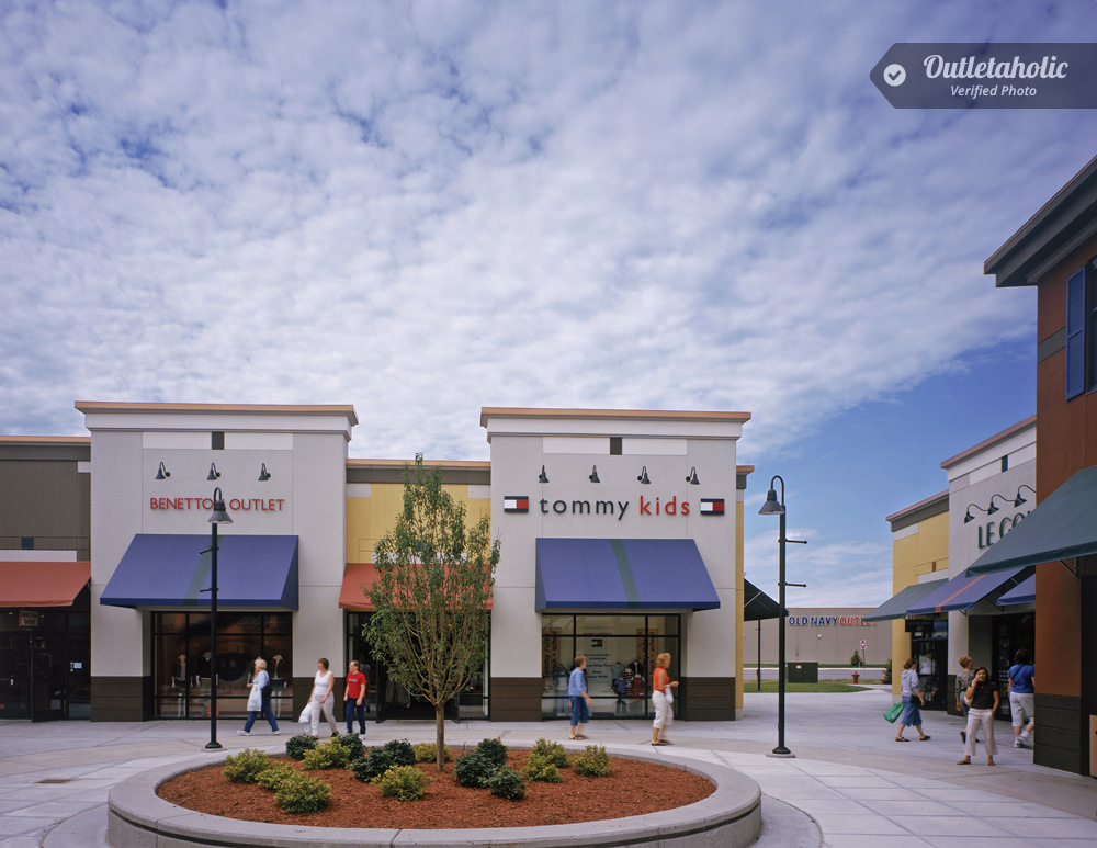 Photos Of Albertville Premium Outlets — Minnesota United States Outletaholic